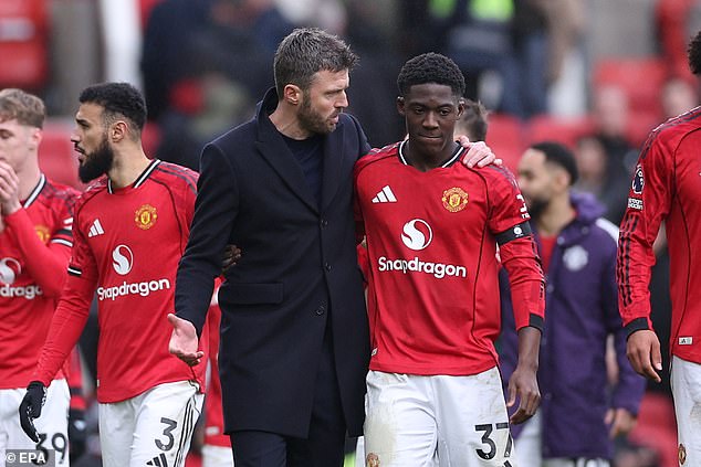 Carrick brought back Kobbie Mainoo into the team immediately, following Ruben Amorim's baffling handling of the United academy graduate