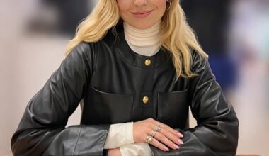 Hannah Skelley carries sachets of salt around in her handbag and says she simply can't get enough of it