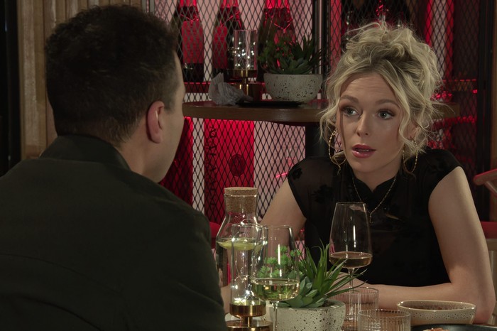 11_02_coro_ollie_lauren_02 Lauren chats with Ollie on a date in the bistro in Coronation Street