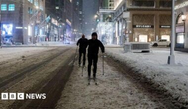 More than 5,000 flights cancelled as major snow storm blasts US north-east
