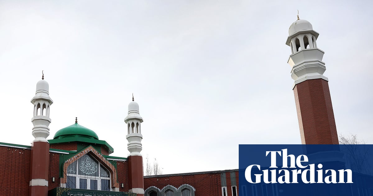 Man arrested for entering Manchester mosque allegedly carrying axe and knife | UK news