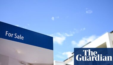 ‘We never would have bought’: Australian mortgage holders feel the pain as interest rates rise again | Interest rates