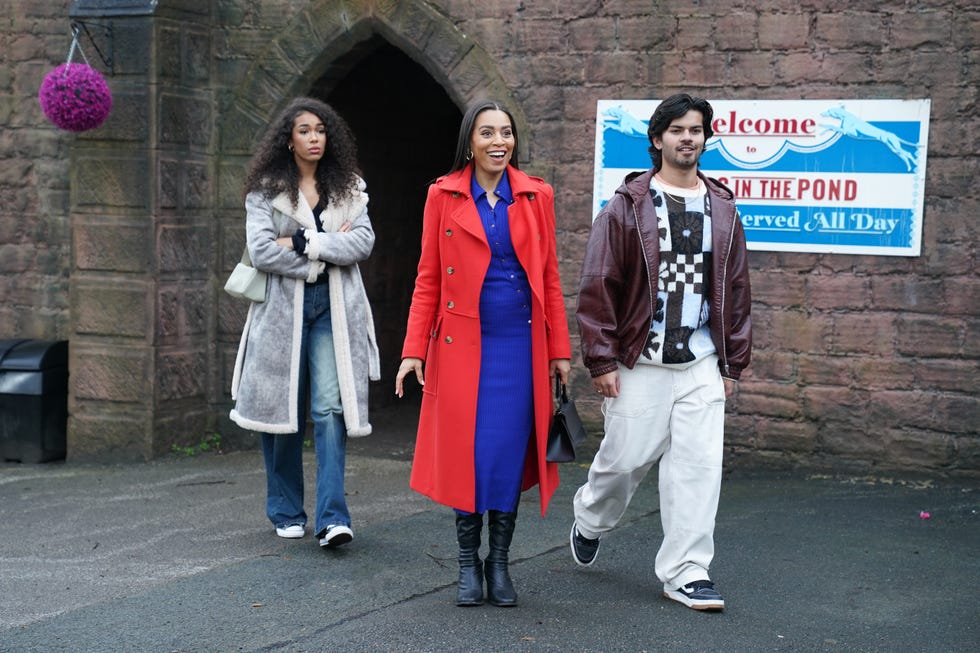 vicky grant, gemma johnson and dillon ray in hollyoaks