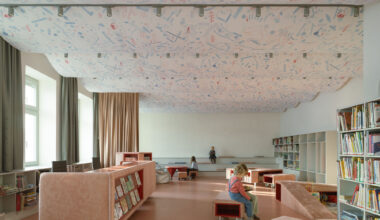 Library in Červený Kostelec / Papundekl Architects