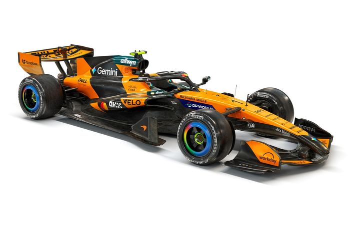 McLaren MCL40 livery