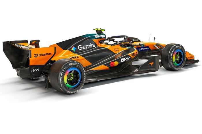 McLaren MCL40 livery
