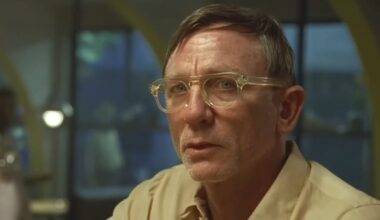 Daniel Craig's "extraordinary" drama with Lesley Manville is a must-see on TV tonight