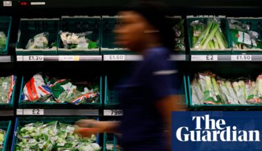 UK sleepwalking into joblessness epidemic, Tesco boss warns | Tesco