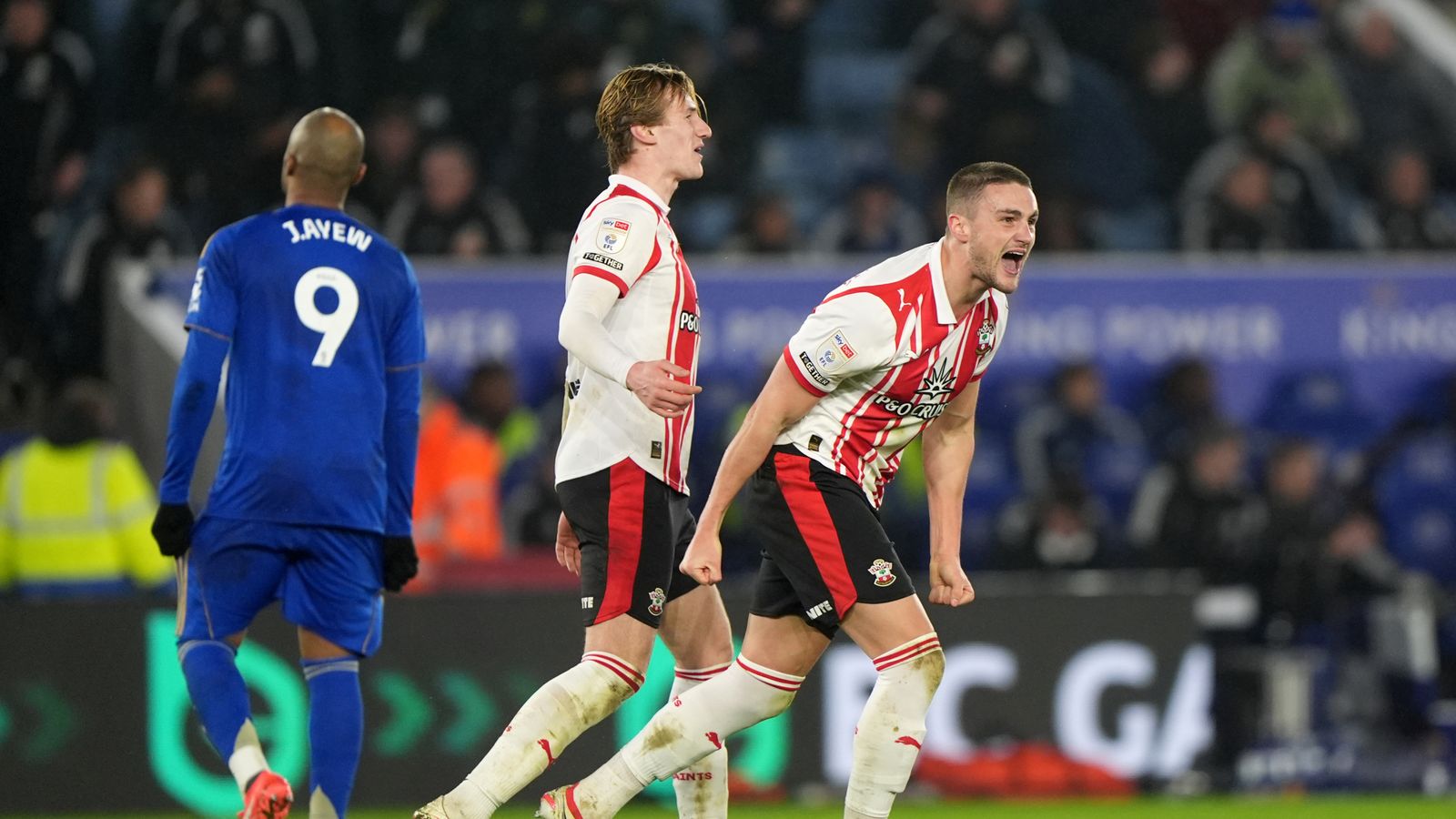 Southampton came from 3-0 down to win 4-3 at troubled Leicester