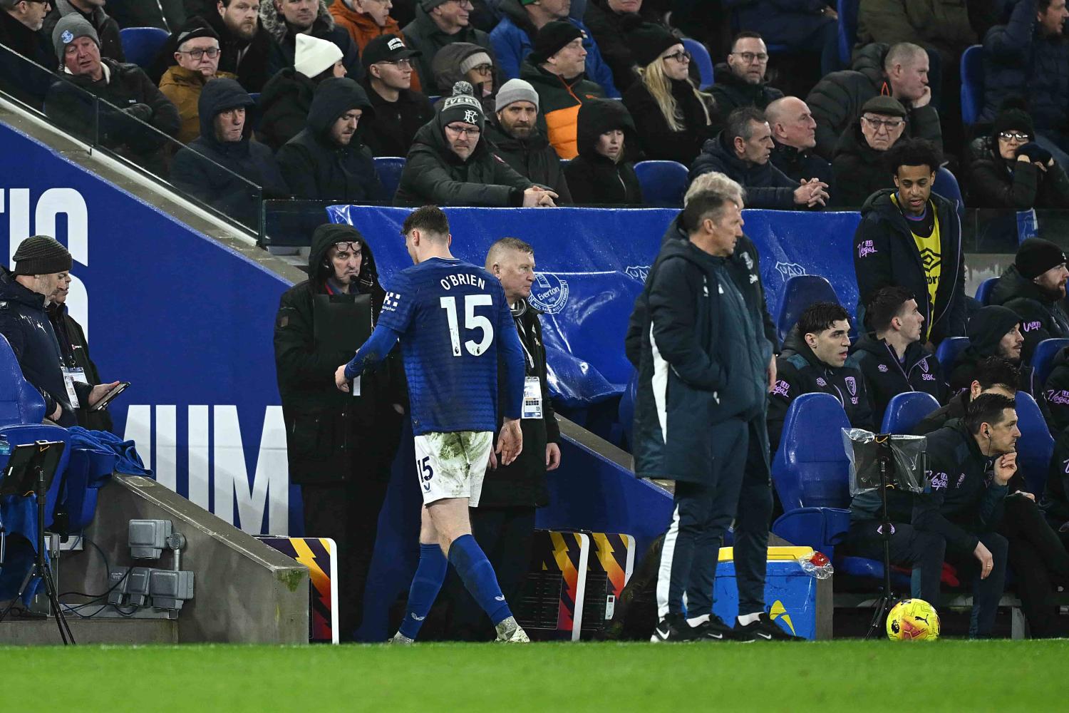 David Moyes accepts Jake O’Brien's red card