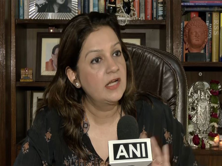 Priyanka Chaturvedi Criticizes BCCI Over T20 World Cup Match with Pakistan