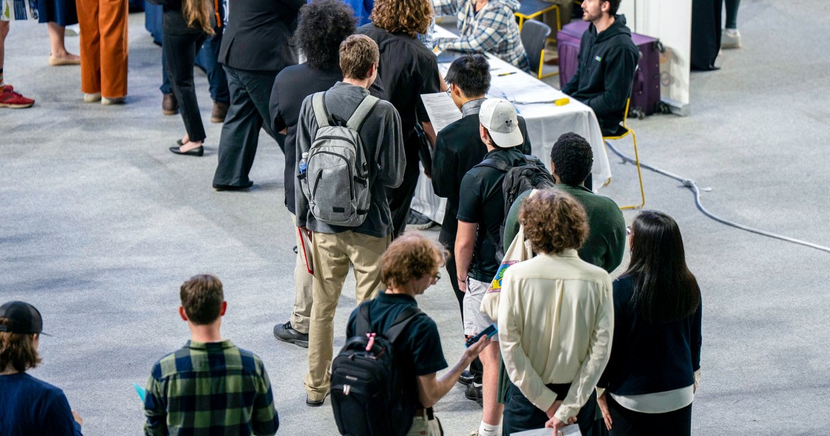 U.S. gained 130,000 jobs last month, but labor market growth stalled in 2025