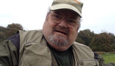 Teenager asked by NHS staff to tell his deaf mother her father was dying, damning report finds