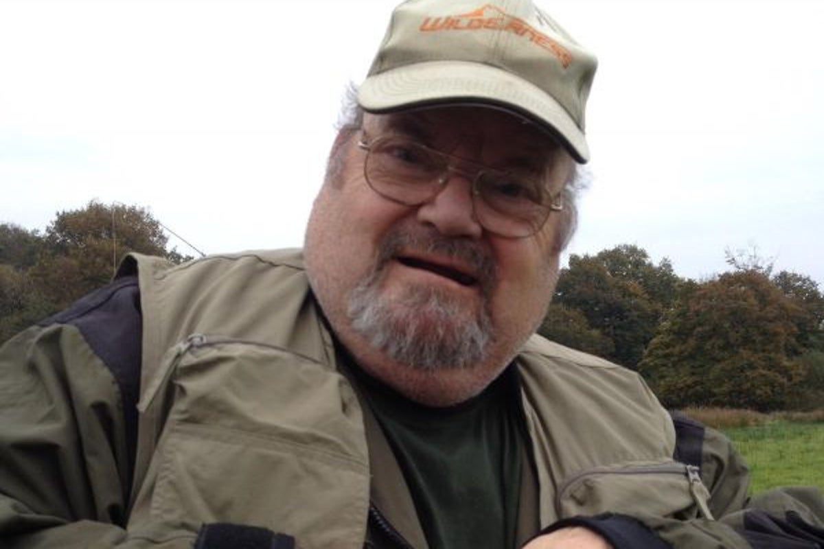 Teenager asked by NHS staff to tell his deaf mother her father was dying, damning report finds