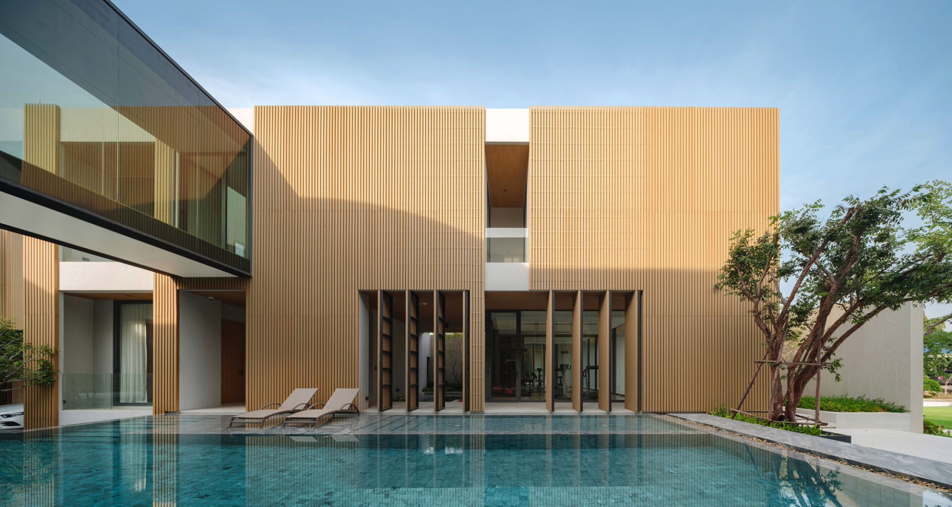 Axis of Growth House / Elemental Living