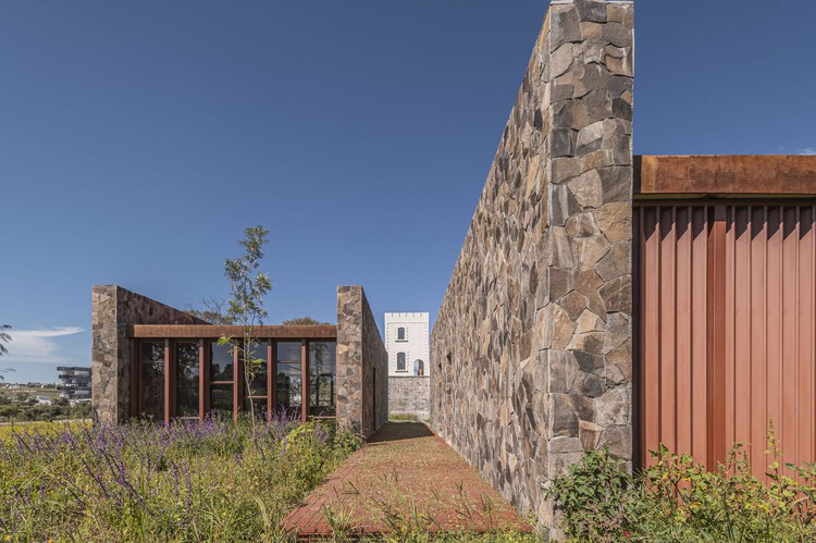 Shaping Architectural Continuity: 25 Revitalization Projects Across Historic, Industrial, and Natural Sites - Image 23 of 26