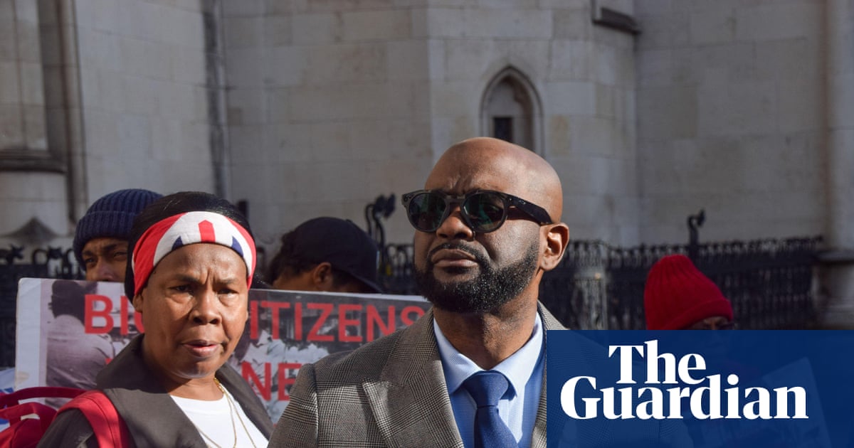 Four Chagossians return to islands in attempt to stop British transfer to Mauritius | Chagos Islands