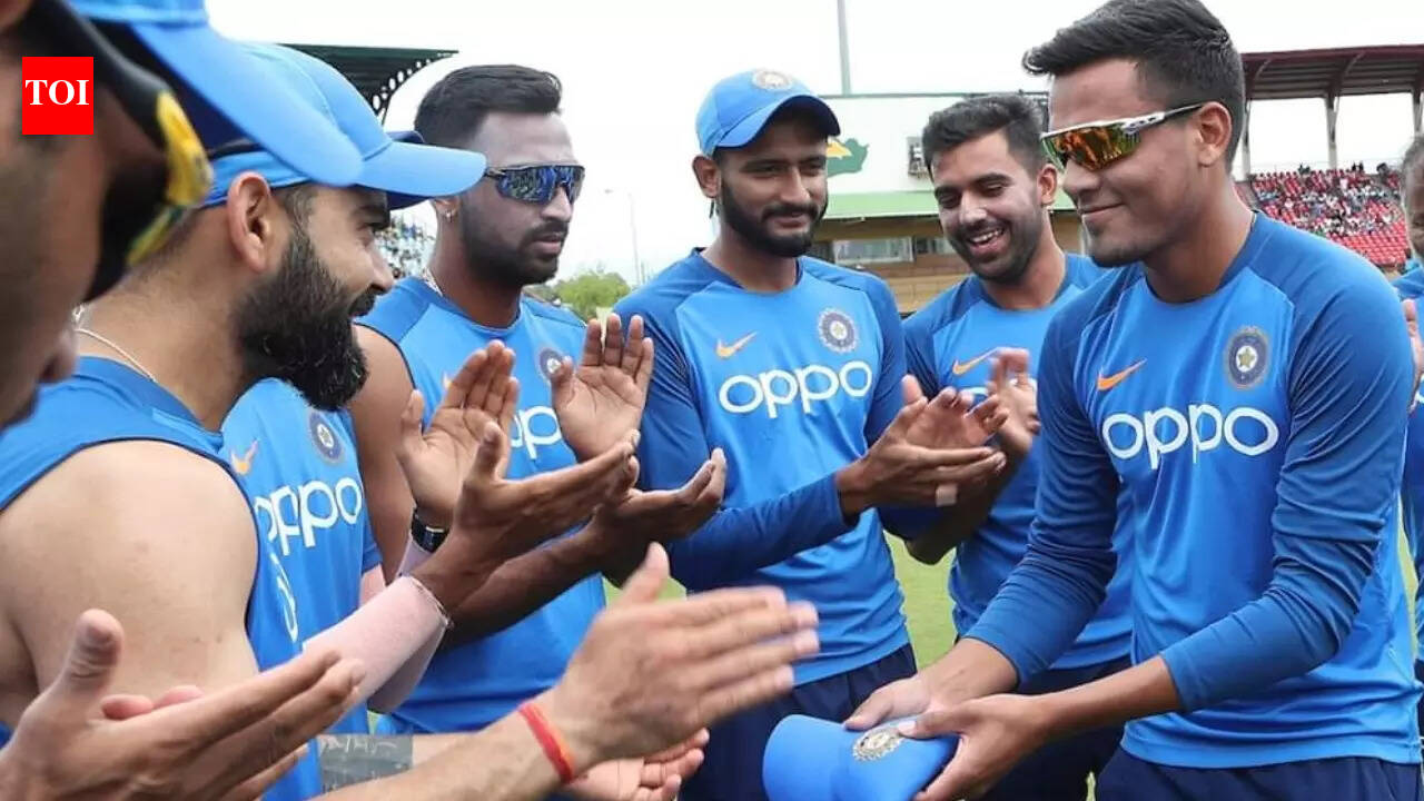 'Not meant to last forever': MS Dhoni's IPL teammate announces divorce from wife | Cricket News