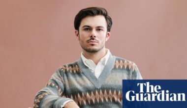 ‘Last year I read 137 books’: could setting targets help you put down your phone and pick up a book? | Books