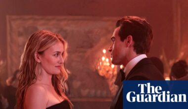 ‘He was approachable, down-to-earth, irritating’: inside the real-life love story of JFK Jr and Carolyn Bessette | US television