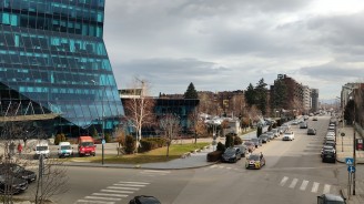 Poco M8 video screengrabs, daylight: 1x -  (3840x2160px) - Poco M8 review