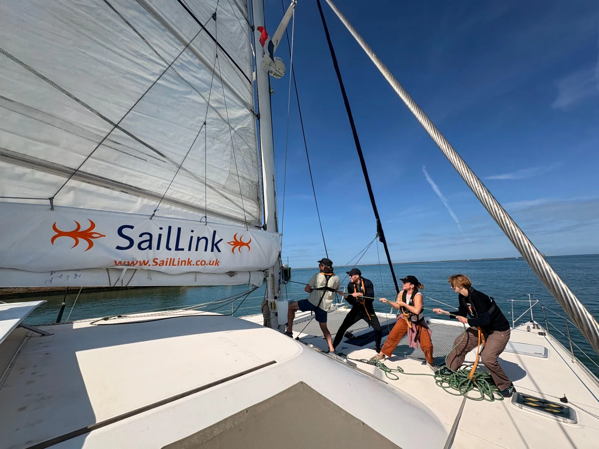 SailLink catamaran ‘Echoes’ on Dover Strait