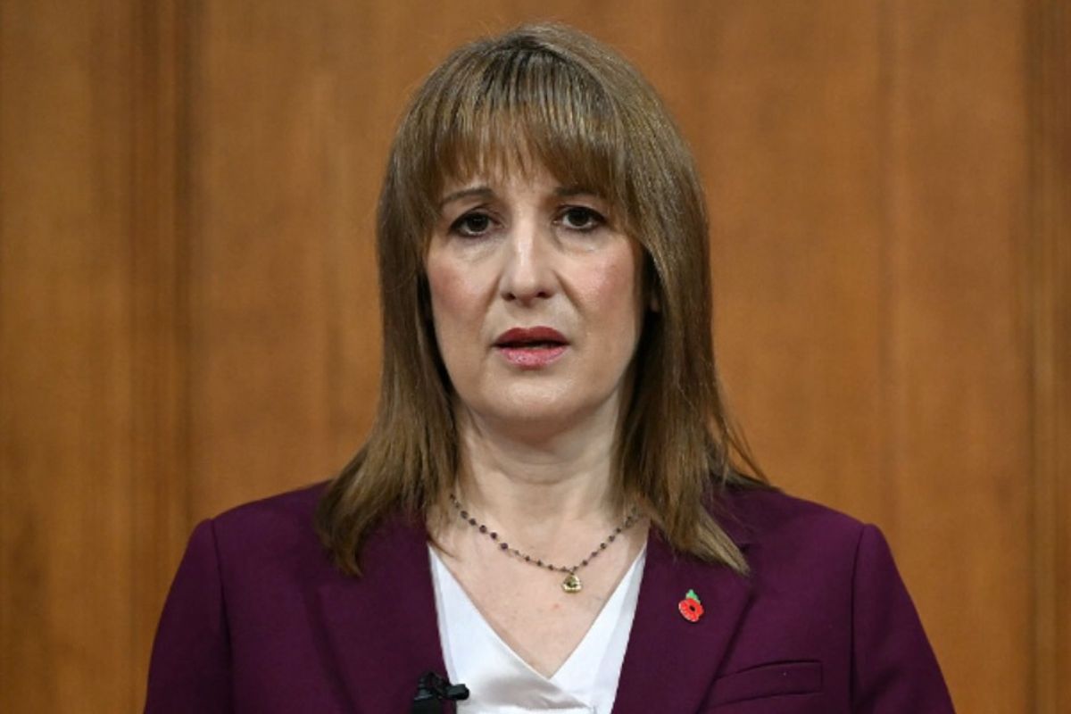 Rachel Reeves to slap drivers with extra £300 charge amid new tax