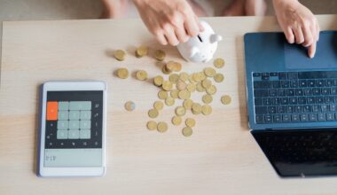 How much cash should you really keep in your stocks and shares ISA or self invested personal pension?