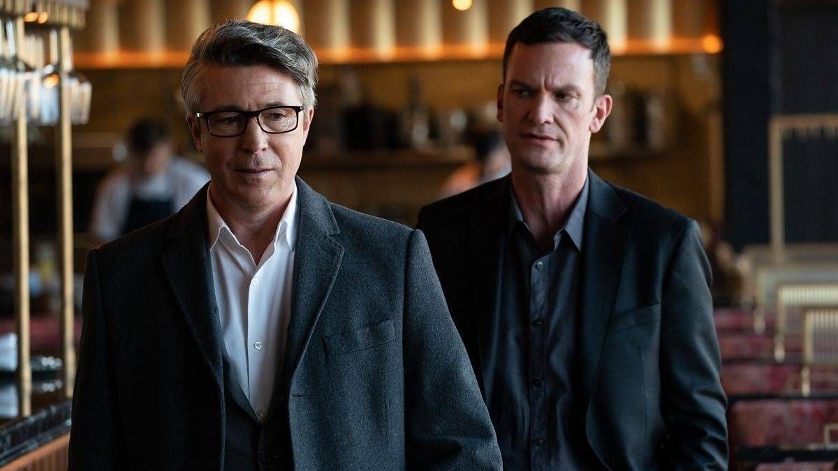 Aidan Gillen playing crime family patriarch Frank Kinsella