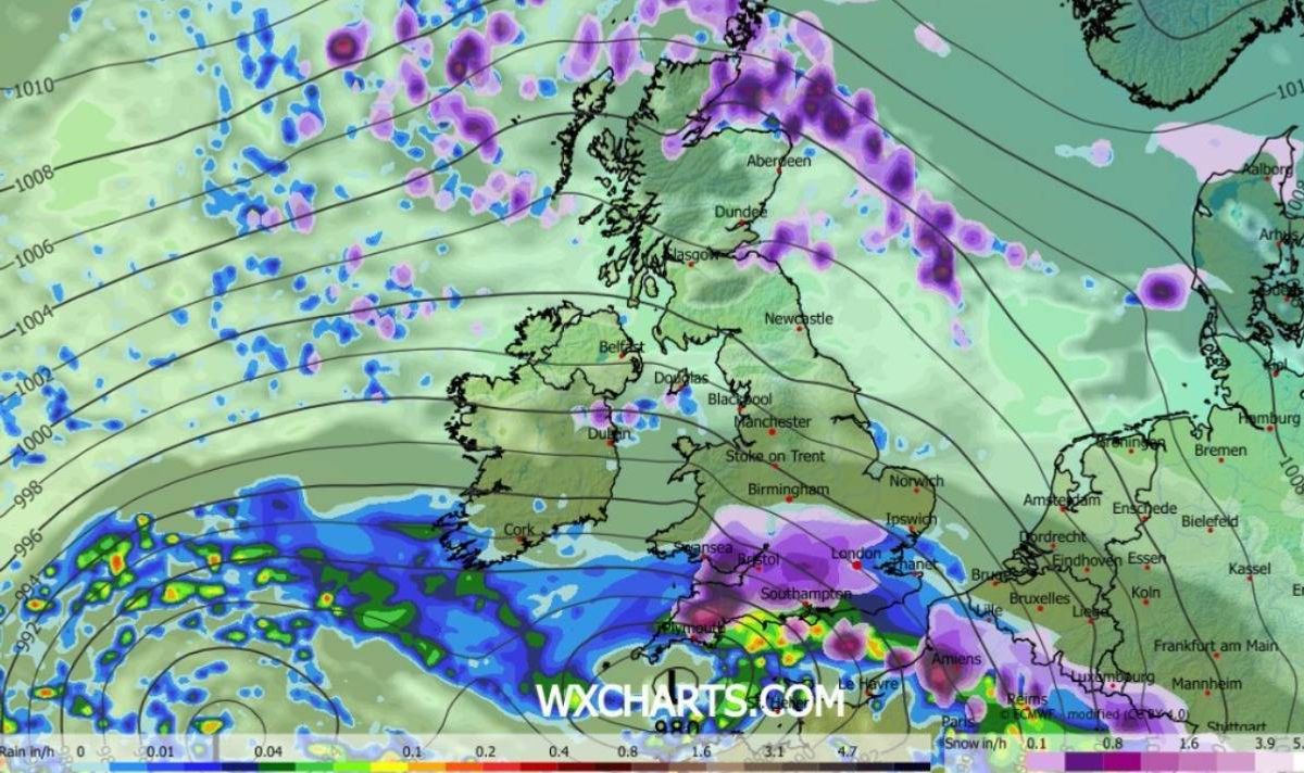 Snow map of UK showing snow in south of England
