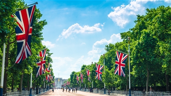 Industrial Production MoM for Dec in United Kingdom is -0.9%, lower than the previous value of 1.3%. The forecast was 0%.