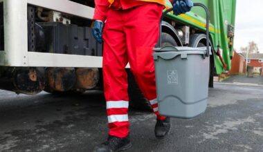 New bins delivered to Darlington homes in scheme change