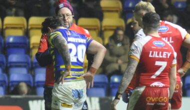 Warrington Wolves new signing picks up injury in cup win