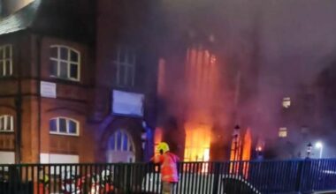 Firefighters battle blaze in abandoned building in Leigh