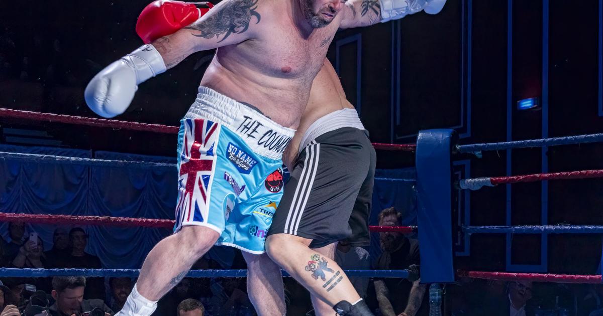 Jaywick councillor raises £10,000 at charity boxing event