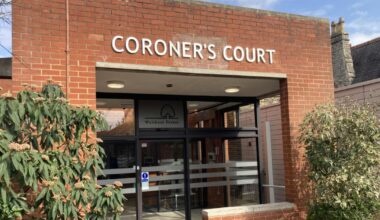 East London trainee nurse 'took baby to hospital in bag'