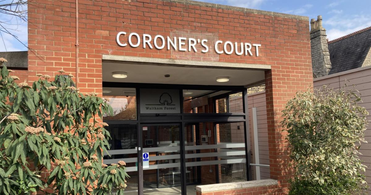 East London trainee nurse 'took baby to hospital in bag'