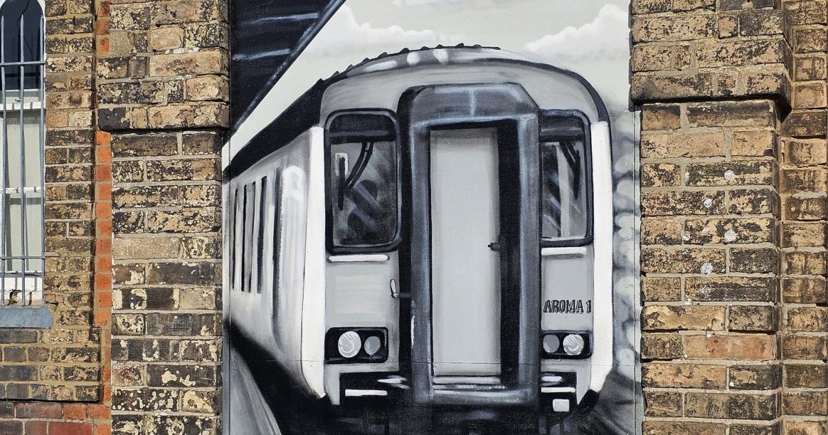Harwich artist paints train mural at Dovercourt station