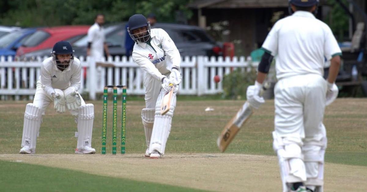 Rickmansworth Cricket Club votes no confidence in trustees