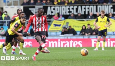 Sunderland see off Oxford challenge to reach FA Cup fifth round