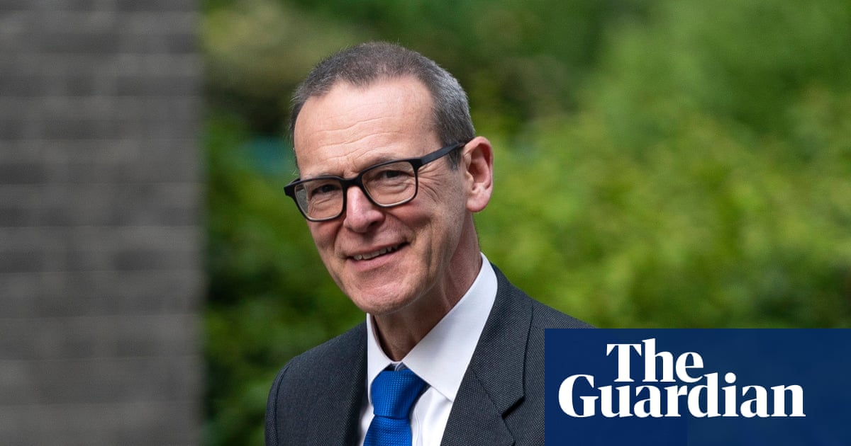 Former top civil servant warns ‘more due diligence’ to be done over replacement of Chris Wormald | Labour