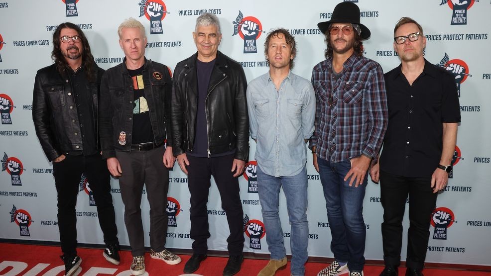 The National Desk dark theme brand icon