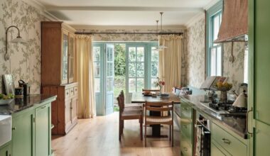 Nine city houses that make you feel like you're in the countryside