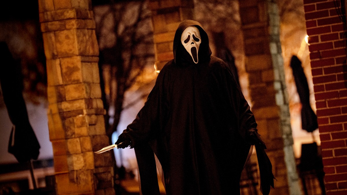 Scream 7 review — Neve Campbell and Courteney Cox have another stab