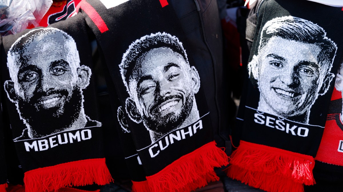 Manchester United owe rivals £422m — underlining need for Champions League