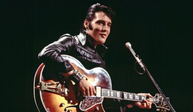 Elvis Presley in Concert — the King at his most charismatic