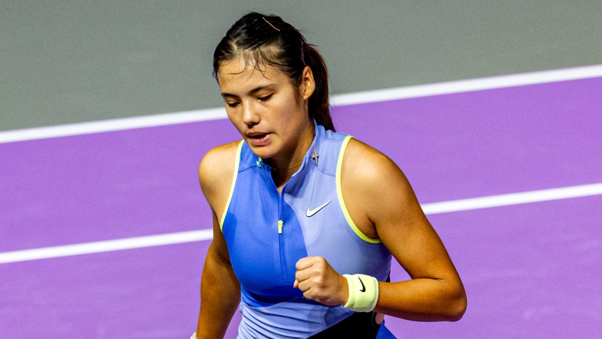 Emma Raducanu beats Kaja Juvan with extraordinary comeback