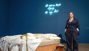 the wealthy should pay for museums to keep them free