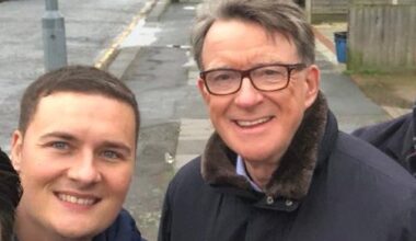 Wes Streeting offers to show MPs his messages with Peter Mandelson
