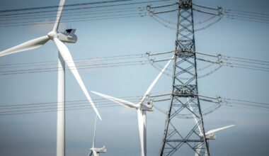 Energy bills to fall by £117 from April